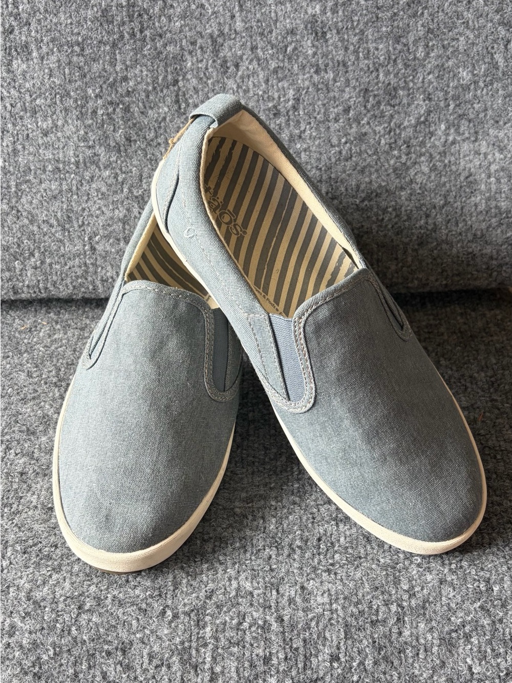 Taos Footwear Gray Canvas Slip-On Sneakers with Cream Sole